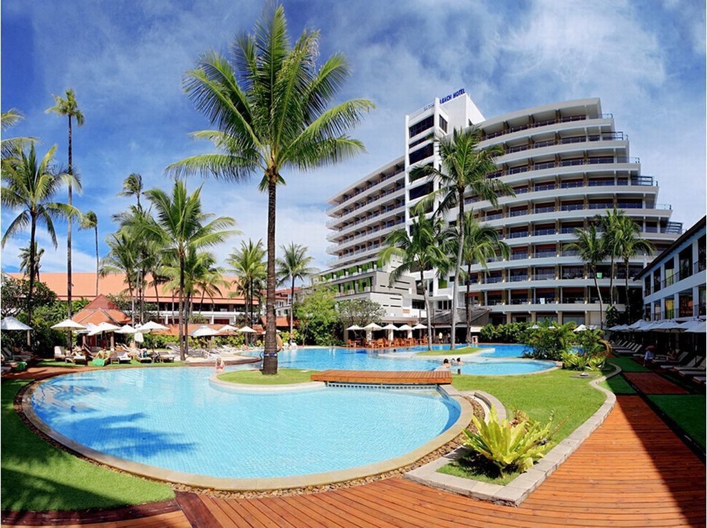 Patong Beach Hotel Phuket Exterior foto
